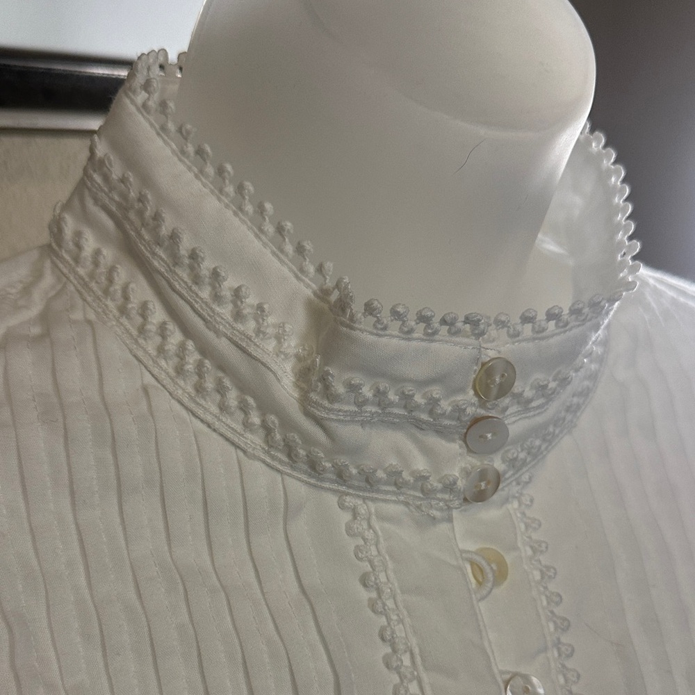 Elegant White Lace mini Dress Size Large box 1 - Picture 6 of 16
